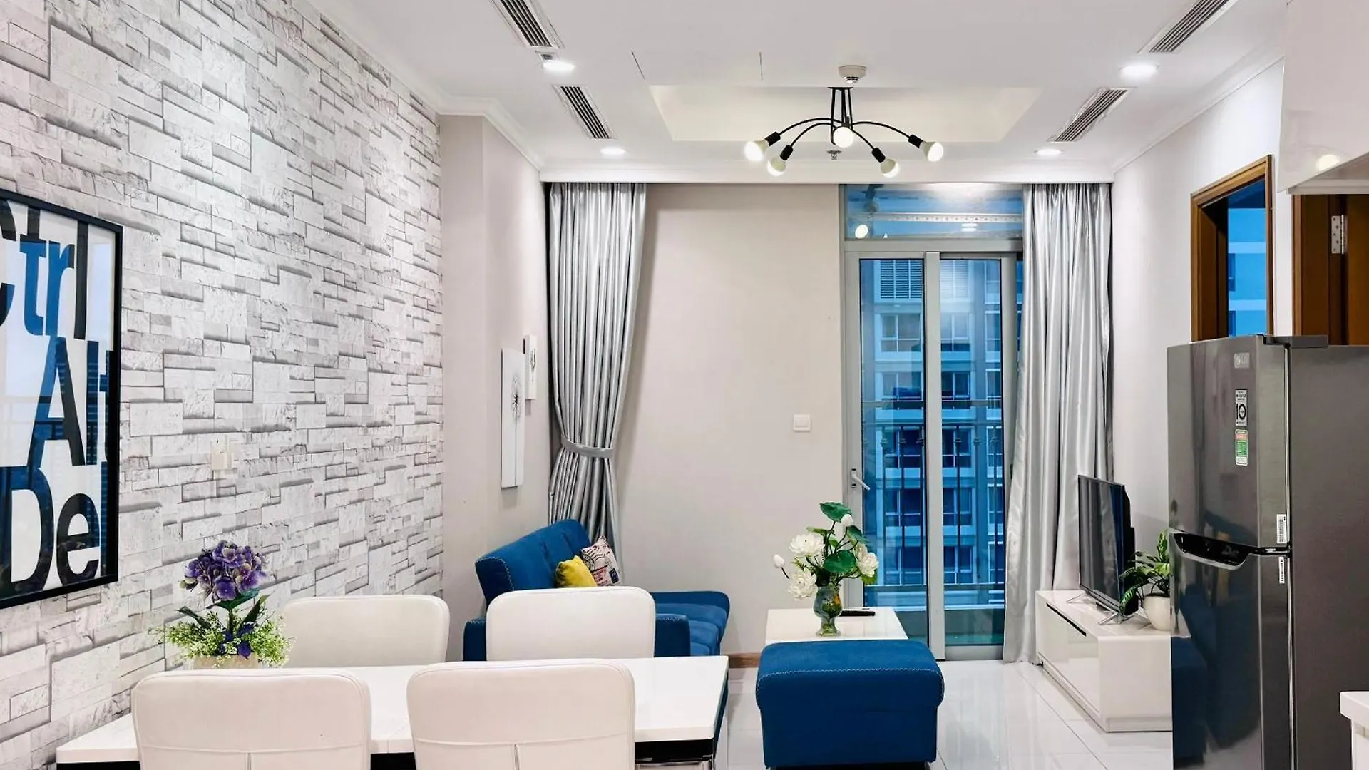 Vinhomes Central Park Minhminh Apartment - Can Ho Dich Vu Landmark Cho Thue Ho Či Minovo Město