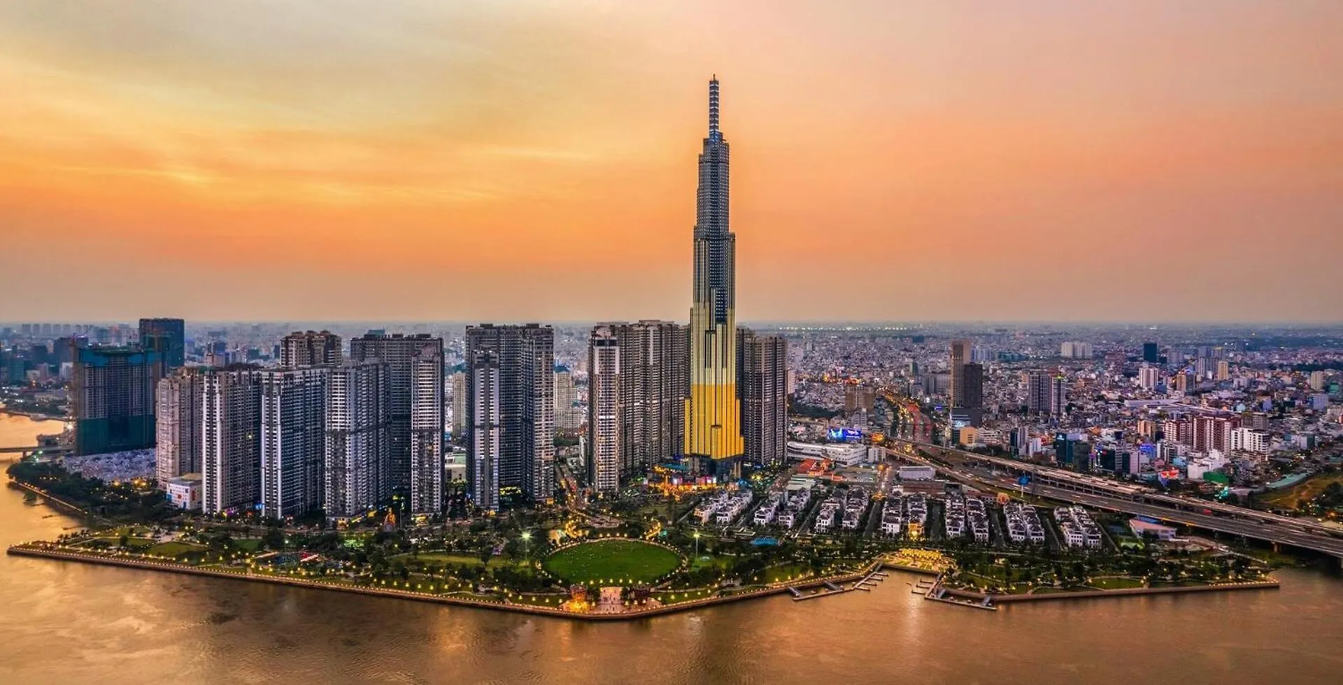 Vinhomes Central Park Minhminh Apartment - Can Ho Dich Vu Landmark Cho Thue Ho Chi Minh City