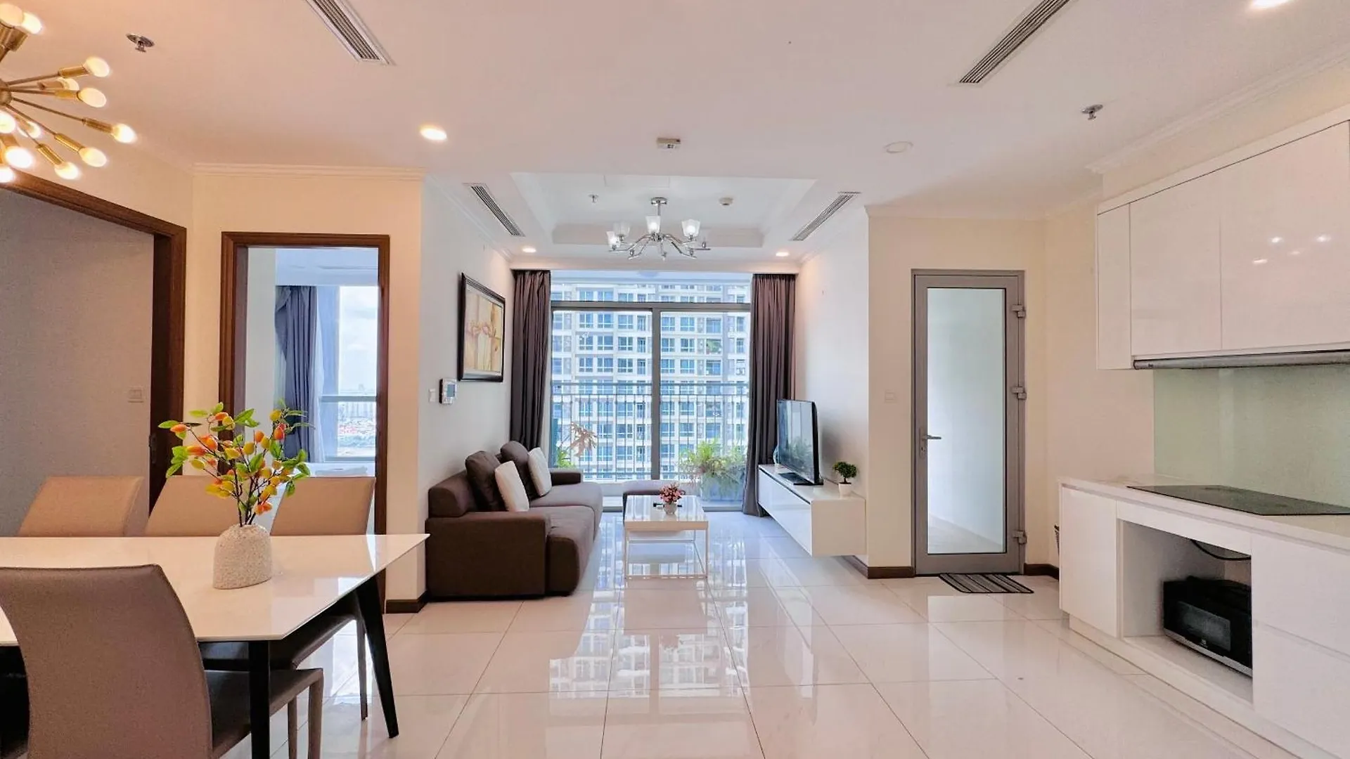 Vinhomes Central Park Minhminh Apartment - Can Ho Dich Vu Landmark Cho Thue Ho Chi Minh City