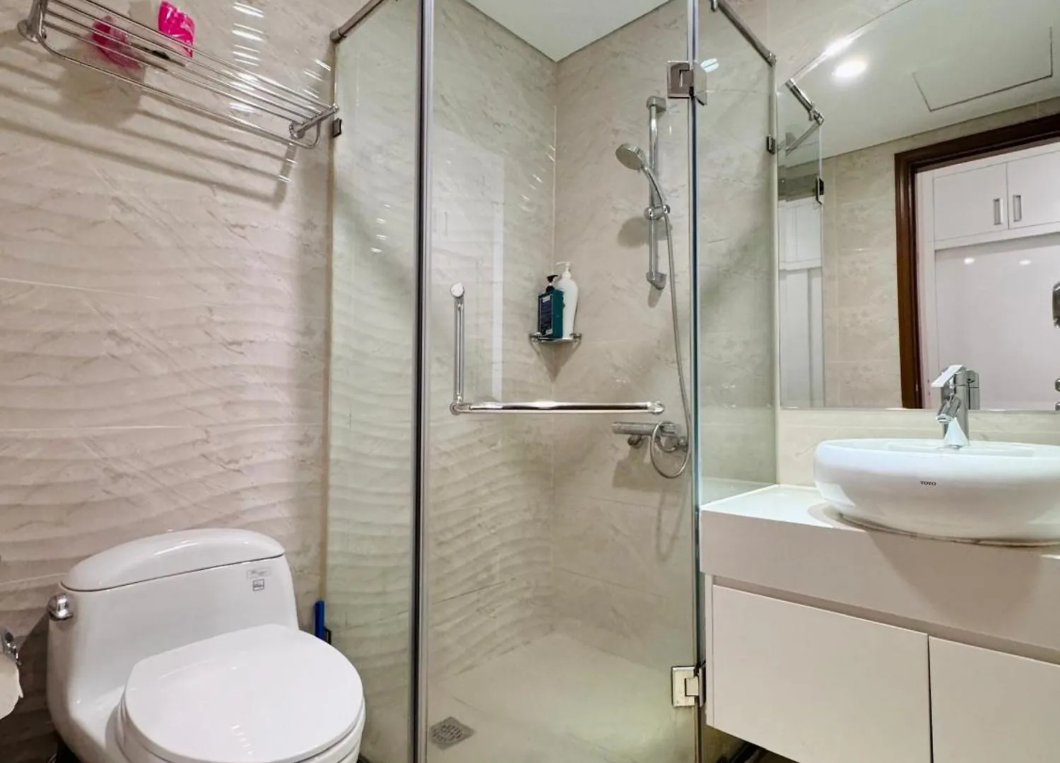 Vinhomes Central Park Minhminh Apartment - Can Ho Dich Vu Landmark Cho Thue Ho Chi Minh City