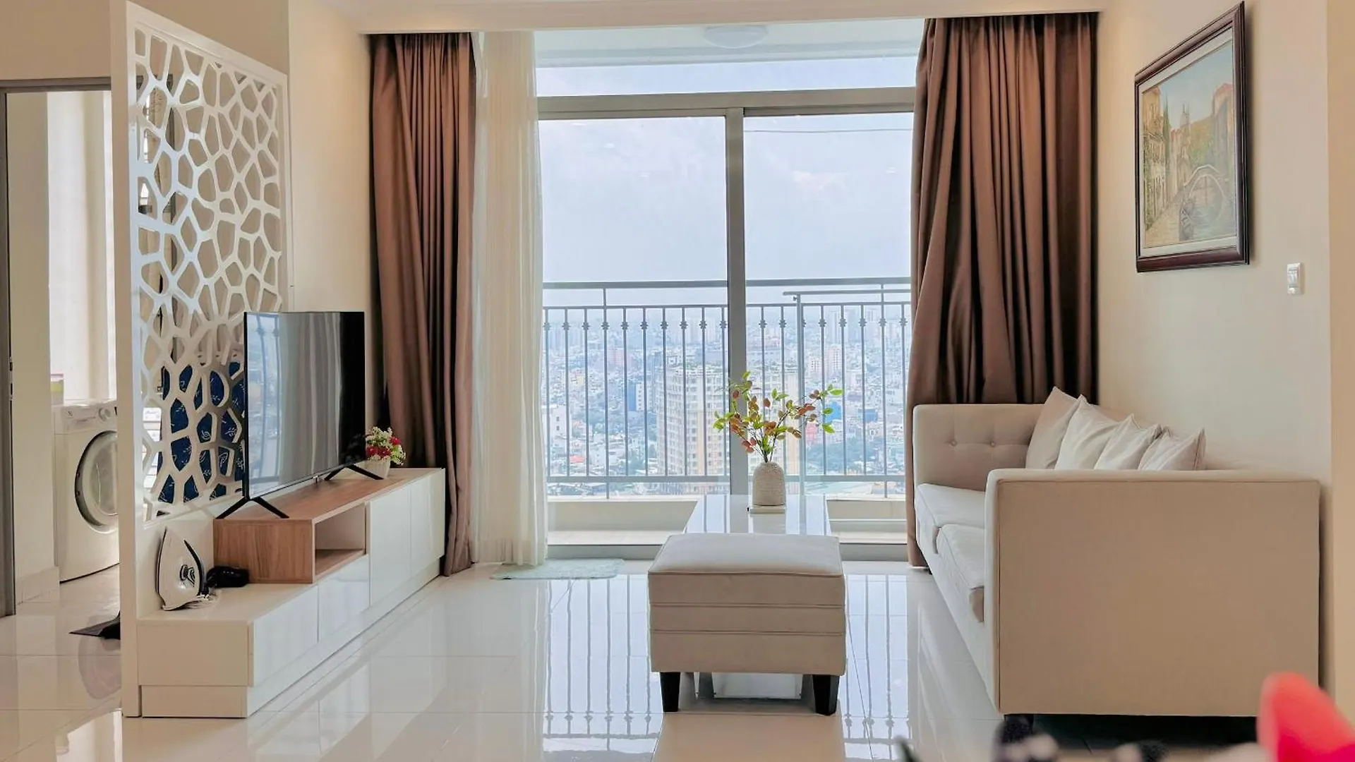 Vinhomes Central Park Minhminh Apartment - Can Ho Dich Vu Landmark Cho Thue Ho Chi Minh City
