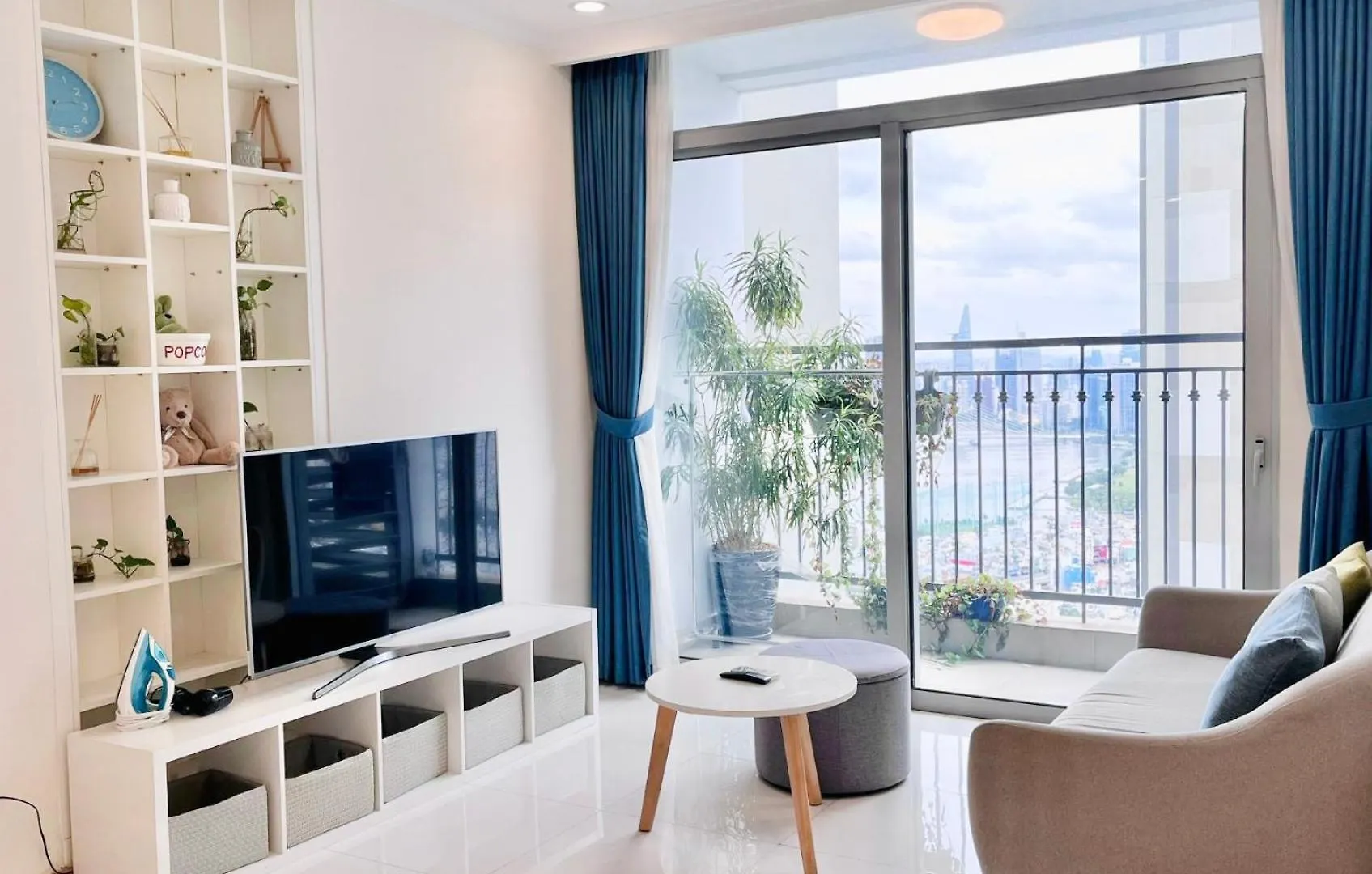 Vinhomes Central Park Minhminh Apartment - Can Ho Dich Vu Landmark Cho Thue Ho Chi Minh City
